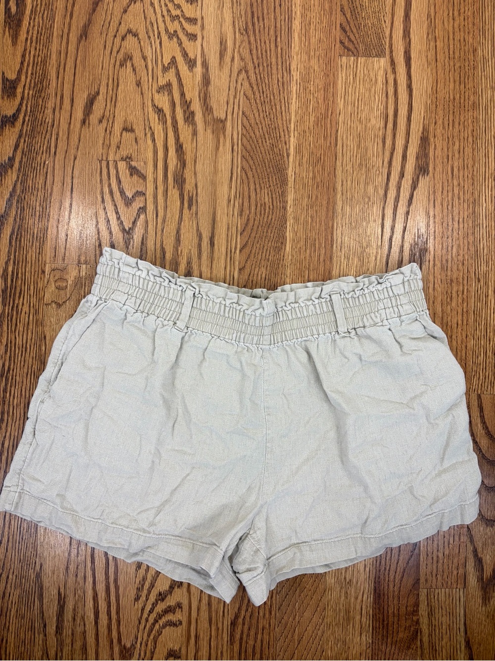 MK Linen Blend Khaki High-Waist Smocked Shorts (L)